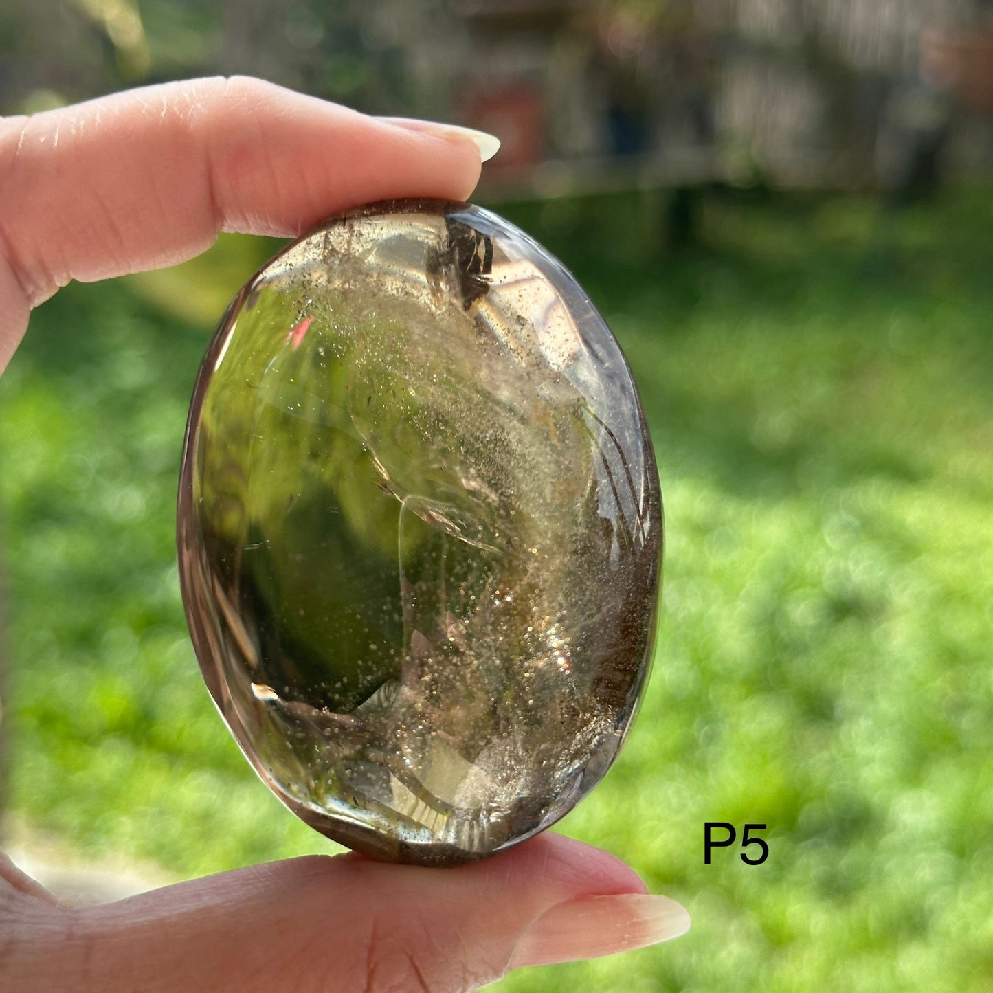 Smoky Quartz Palm Stone AAA (Brazil)