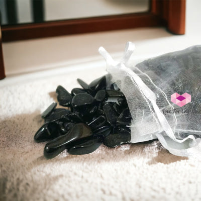 Black Obsidian Chips In A Pouch (100G)