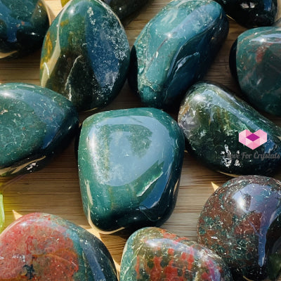 Bloodstone Tumbled (India) Stones