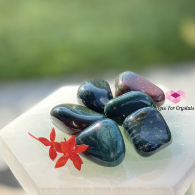 Bloodstone Tumbled (India) Stones