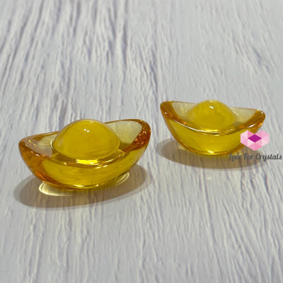 Feng Shui Golden Ingot Charm (Luili Glass)