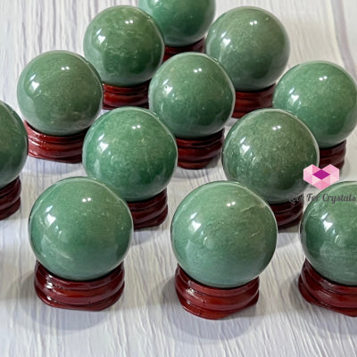 Green Aventurine Spheres 30-40Mm Series With Wooden Stand