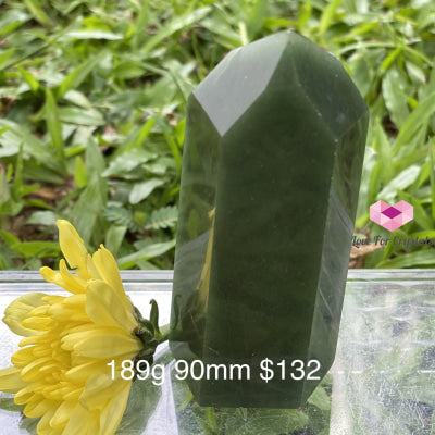 Green Aventurine Standing Point (Brazil) Aaa 189G 90Mm